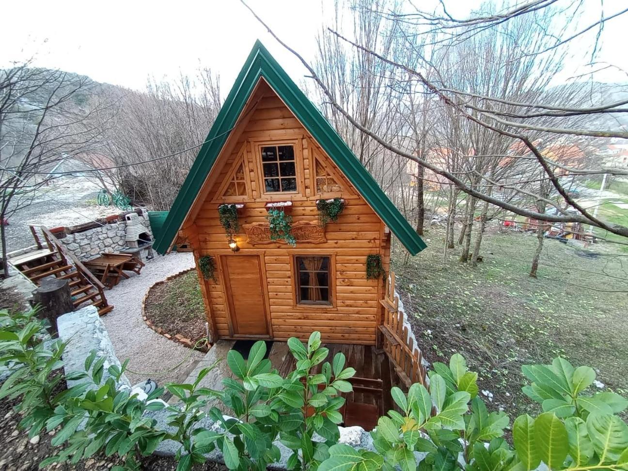 Vikendica Brvnara Fairy Tale Cetinje